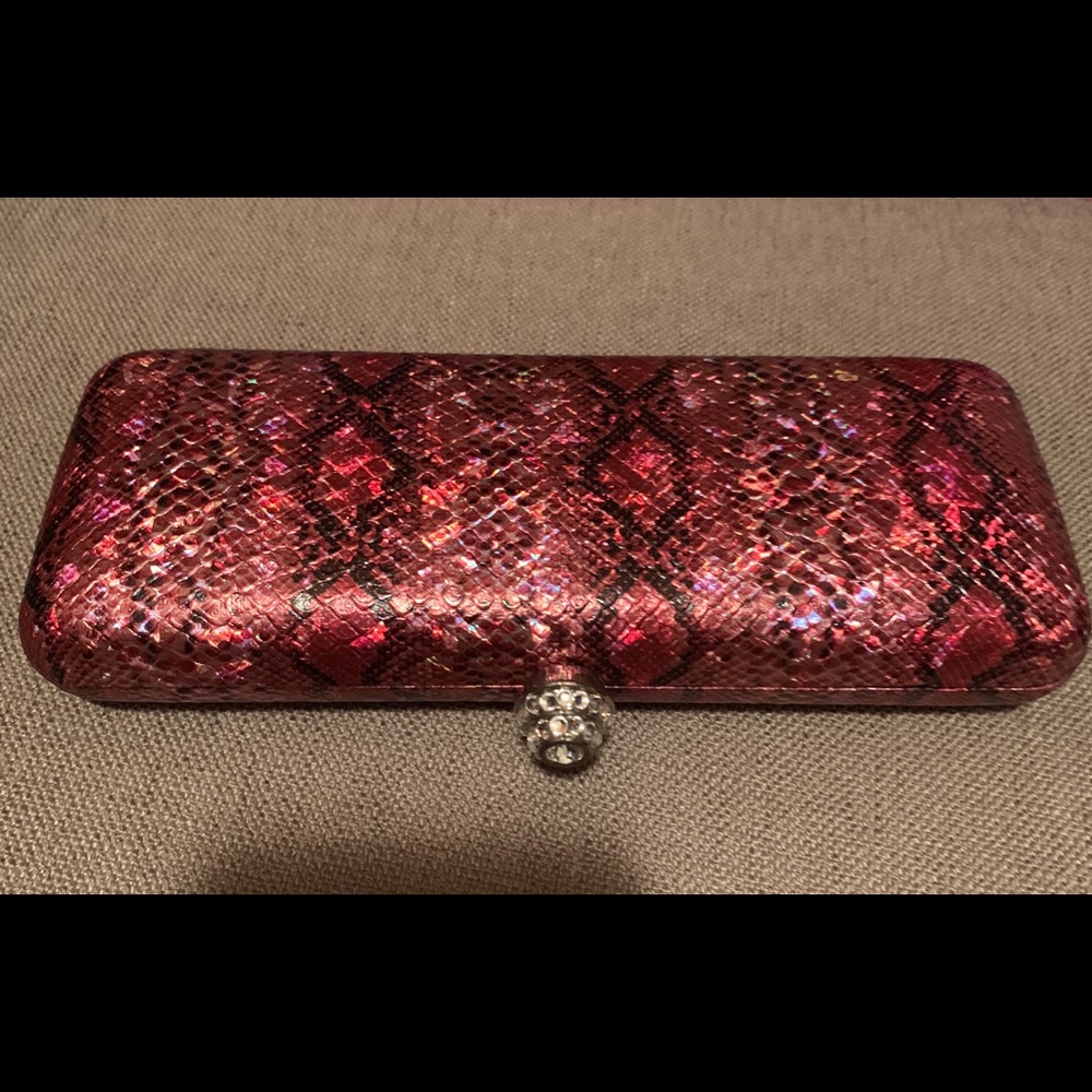 Bebe clutch NWOT